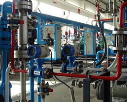 ��Һ������Һλ�{(di��o)��(ji��)�����b